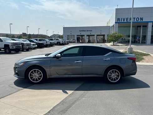 Used 2020 Nissan Altima 2.5 SV AWD/4WD image 10