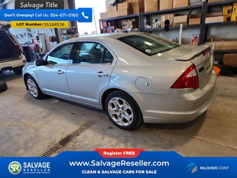 Used 2010 Ford Fusion SE FWD image 3