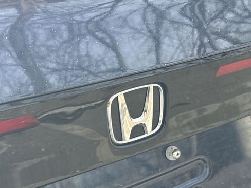 Used 2024 Honda Accord EX image 9
