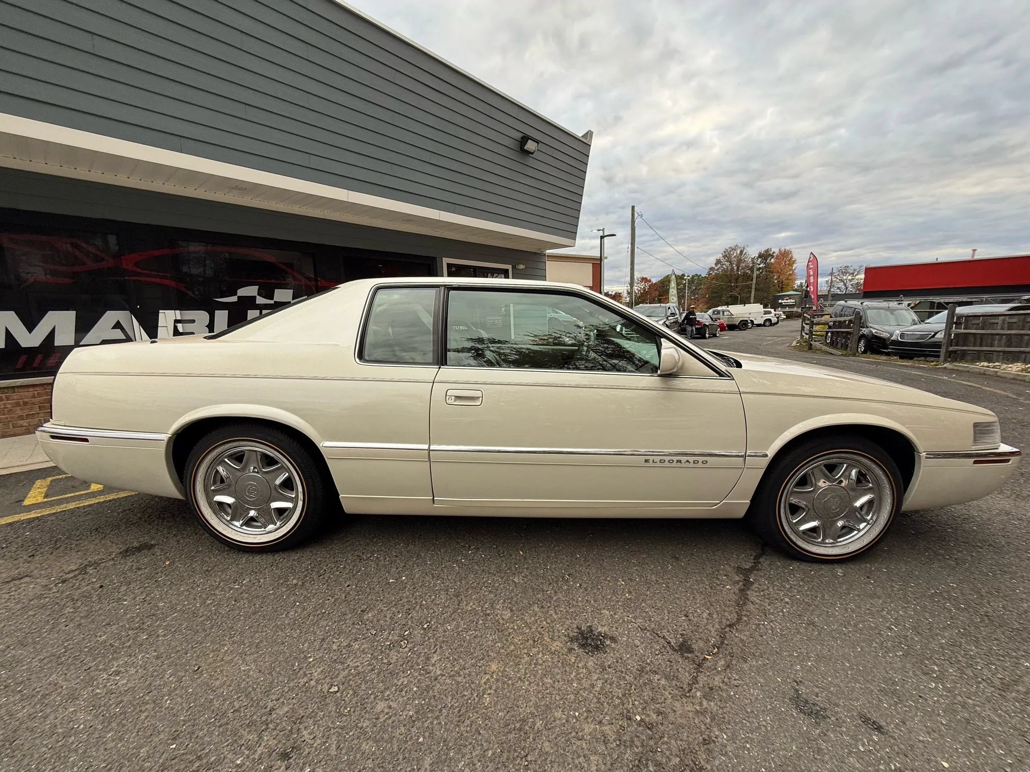 Used 1998 Cadillac Eldorado FWD image 7