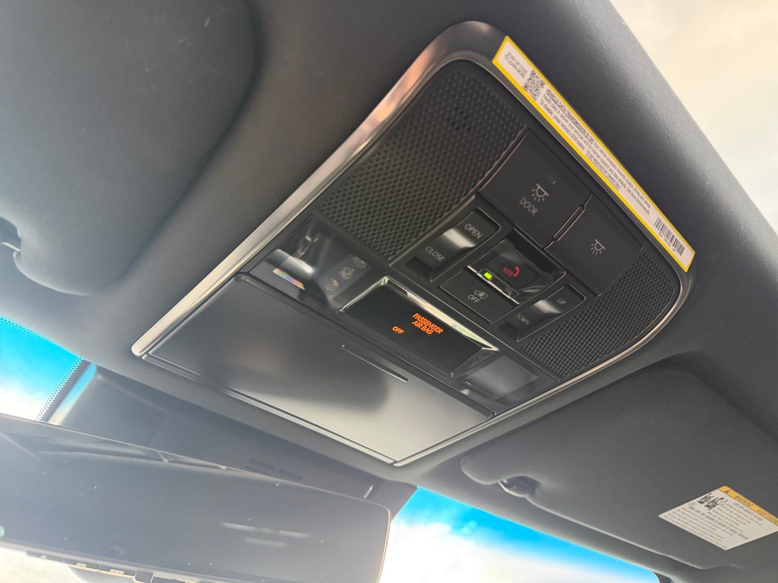 Used 2025 Lexus LX 700h Luxury w/ Accessory Package (Z1) AWD/4WD image 29