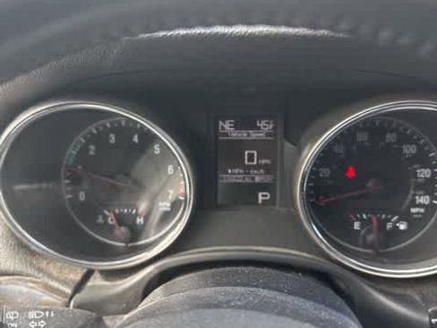 Used 2012 Jeep Grand Cherokee Laredo w/ Laredo E Group image 14