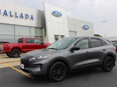 Used 2022 Ford Escape SE w/ Cold Weather Package