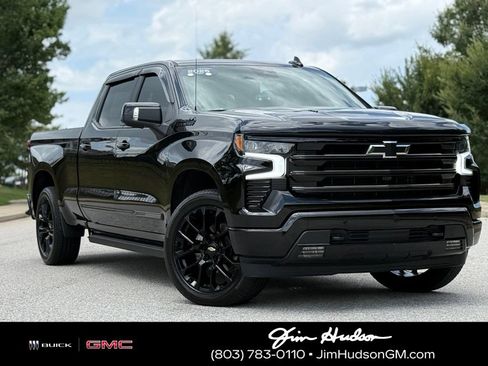 Certified 2025 Chevrolet Silverado 1500 High Country w/ High Country Premium Package AWD/4WD image 1