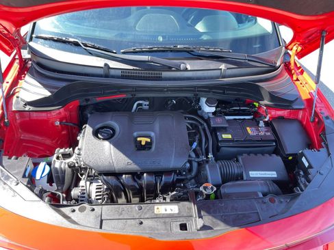 Used 2025 Kia Soul LX w/ LX Technology Package image 32