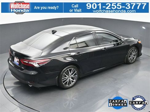 Used 2023 Toyota Camry XLE image 32