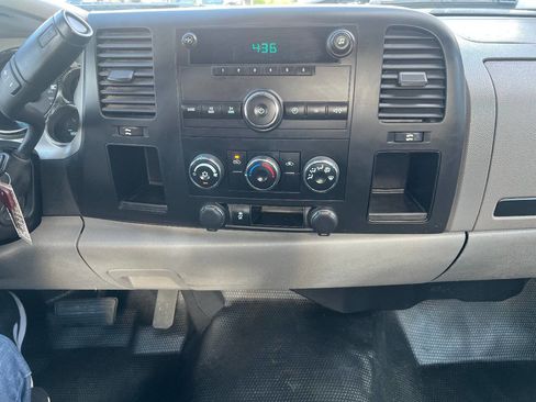 Used 2012 Chevrolet Silverado 2500 W/T image 23