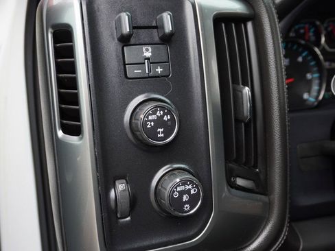 Used 2016 Chevrolet Silverado 1500 LTZ w/ LTZ Plus Package AWD/4WD image 19