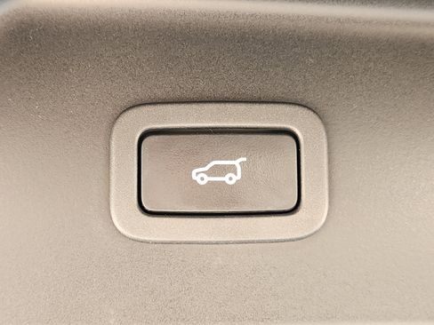 Used 2019 Land Rover Range Rover Long Wheelbase Supercharged image 33