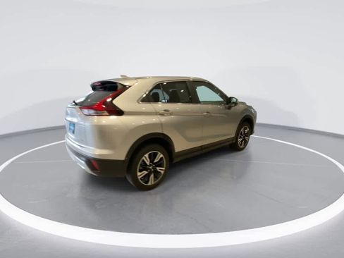 Used 2024 Mitsubishi Eclipse Cross SE image 8