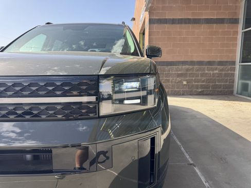 Used 2024 Hyundai Santa Fe Calligraphy image 11