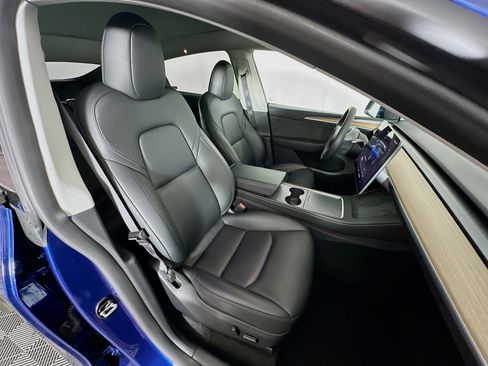 Used 2023 Tesla Model Y Long Range image 29