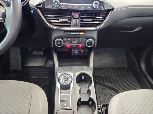 Used 2022 Ford Escape SE w/ Cold Weather Package image 11