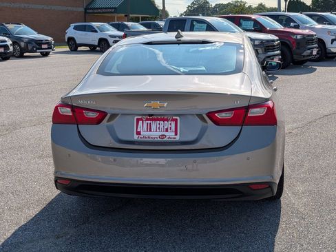 Used 2024 Chevrolet Malibu LT FWD image 4