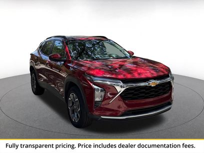 Used 2025 Chevrolet Trax LT