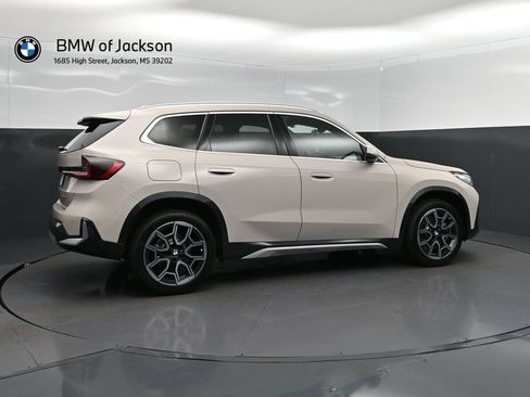 New 2026 BMW X1 xDrive28i w/ Convenience Package AWD/4WD image 8