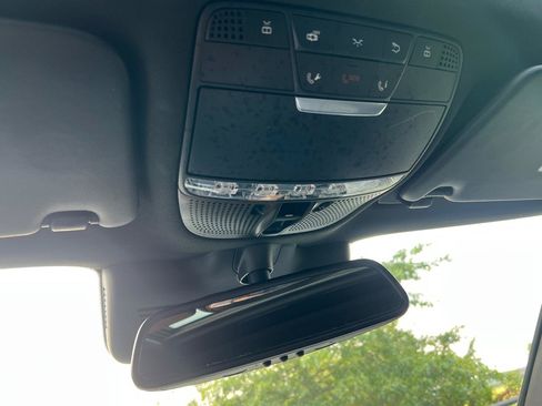 Used 2018 Mercedes-Benz GLC 300 4MATIC Coupe image 27