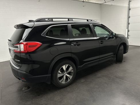 Certified 2025 Subaru Ascent Premium image 8