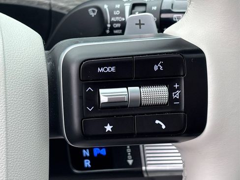 Used 2024 Hyundai Santa Fe Limited image 28