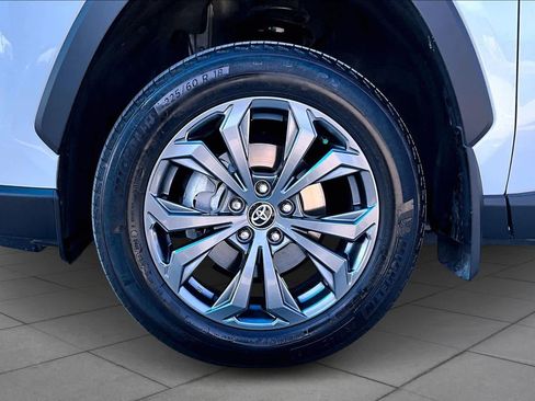 Used 2024 Toyota RAV4 Limited image 10