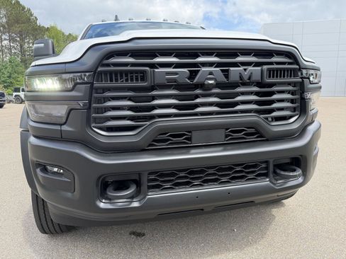 New 2026 RAM 4500 Tradesman AWD/4WD image 21