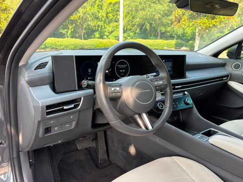 Used 2024 Hyundai Sonata SEL w/ Convenience Package FWD image 11