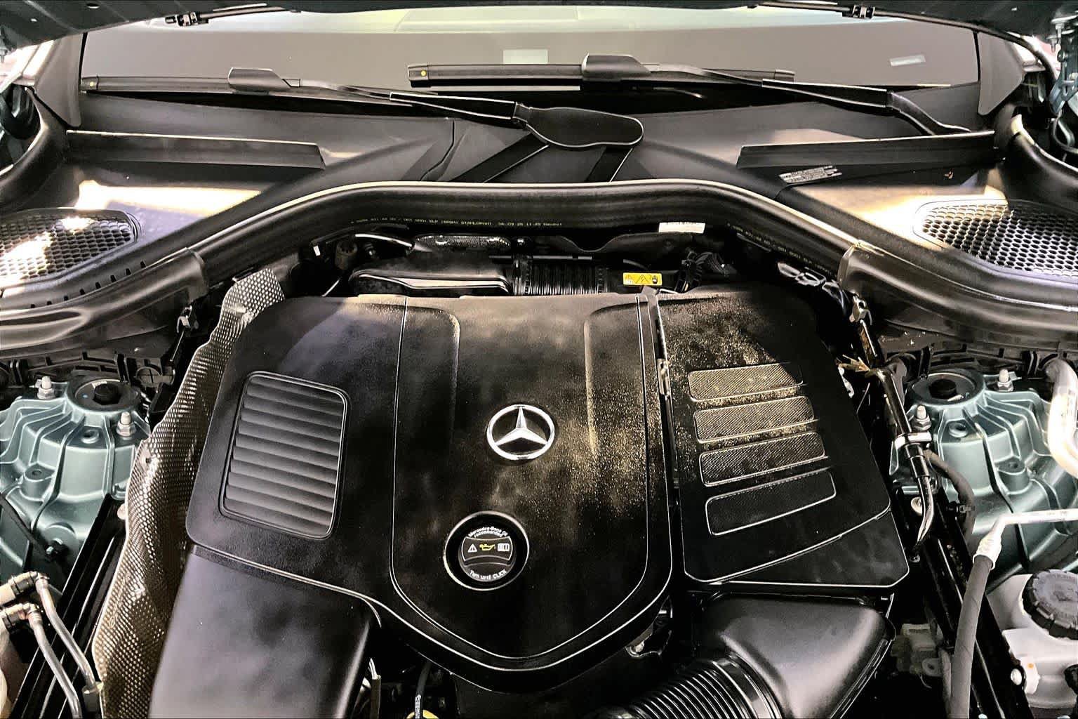 Used 2026 Mercedes-Benz GLC 300 4MATIC image 30