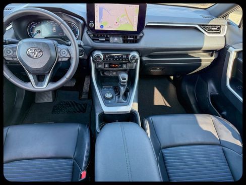 Used 2023 Toyota RAV4 XSE AWD/4WD image 29