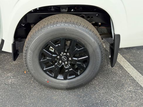 New 2026 Nissan Frontier SV w/ SV Convenience Package image 10