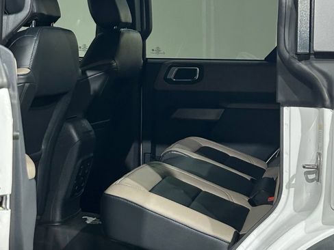 Used 2023 Ford Bronco Wildtrak AWD/4WD image 51