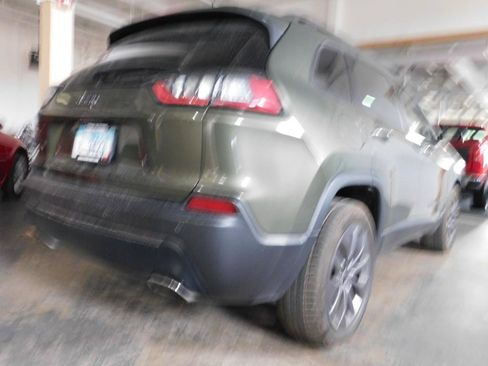Used 2021 Jeep Cherokee Latitude Lux 80th Anniv w/ Quick Order Package 26U 80TH AWD/4WD image 4