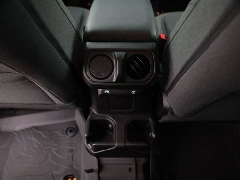 New 2026 Jeep Gladiator Sport AWD/4WD image 27