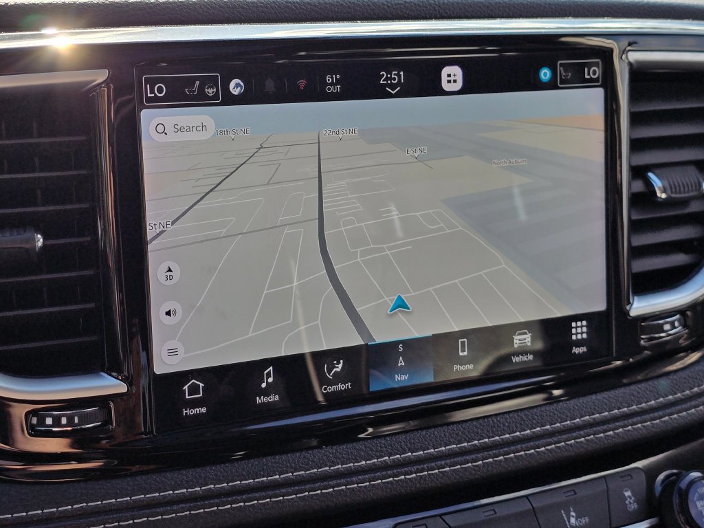 Used 2023 Chrysler Pacifica Limited FWD image 33