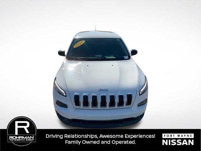 Used 2017 Jeep Cherokee Sport AWD/4WD image 33