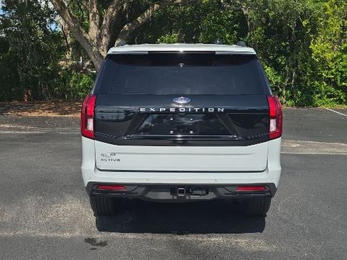 Certified 2025 Ford Expedition Active RWD image 11
