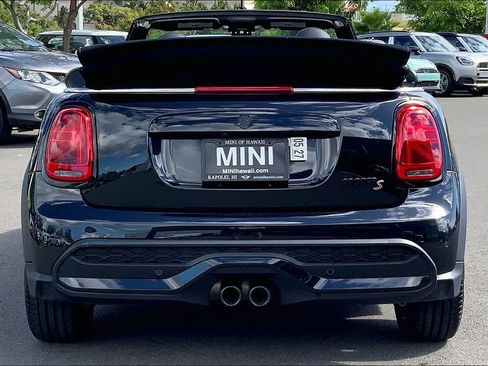 Used 2023 MINI Cooper S w/ Signature Upholstery Package FWD image 4