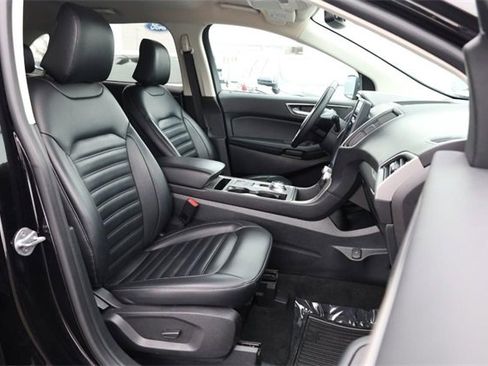 Certified 2024 Ford Edge SEL image 23