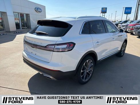 Used 2021 Lincoln Nautilus Reserve image 4