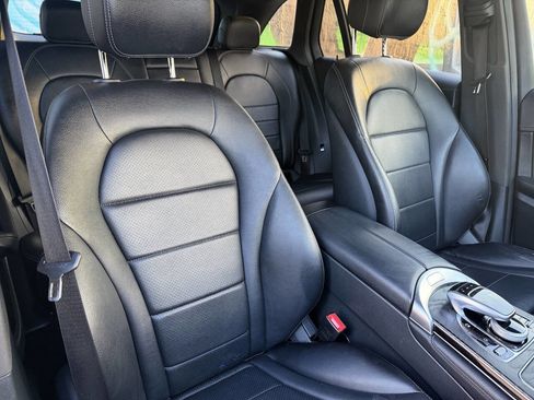 Used 2017 Mercedes-Benz GLC 300 image 27