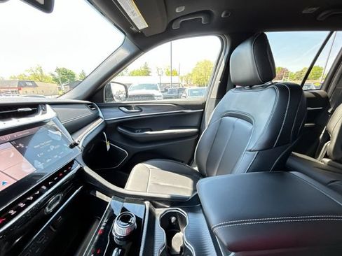 New 2026 Jeep Grand Cherokee Limited AWD/4WD image 47