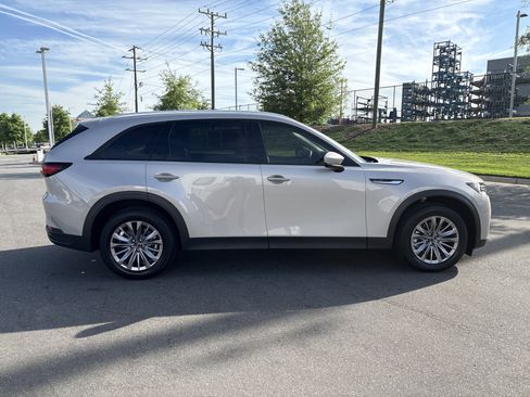 Used 2025 MAZDA CX-90 3.3 Turbo w/ Preferred Package AWD/4WD image 10