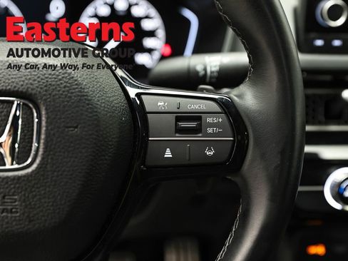 Used 2025 Honda Civic Sport image 16