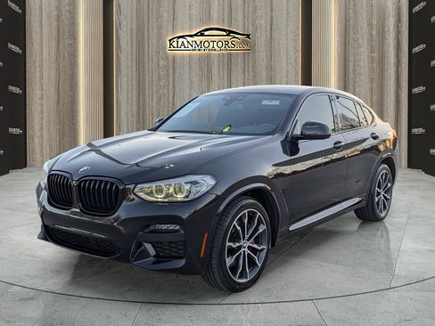 Used 2021 BMW X4 xDrive30i w/ M Sport Package image 3