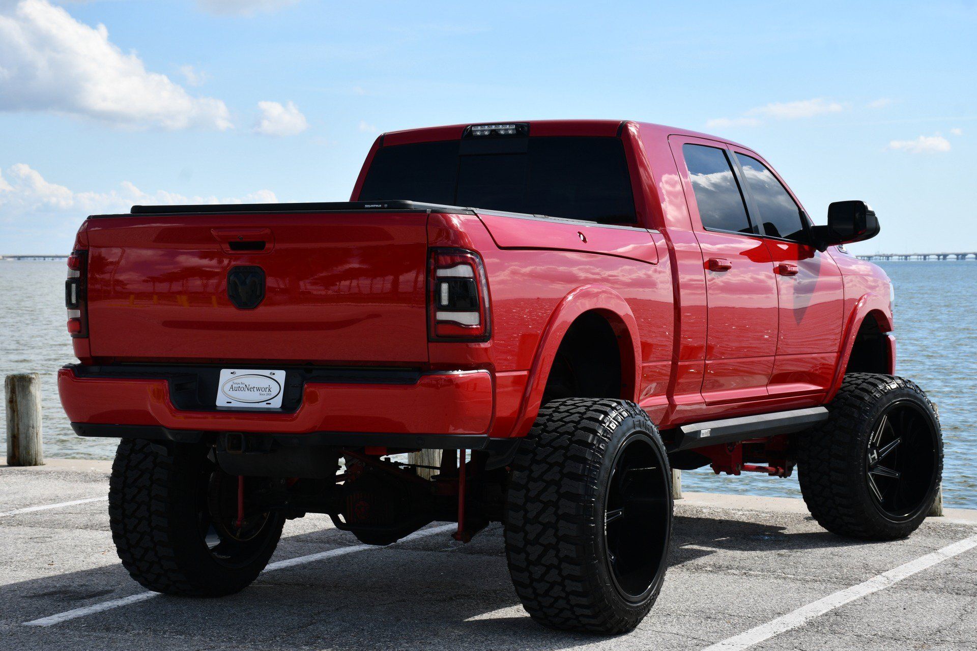 Used 2020 RAM 2500 Laramie w/ Night Edition AWD/4WD image 5