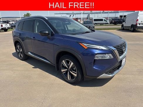 Used 2022 Nissan Rogue Platinum w/ Head-Up Display Package FWD image 1