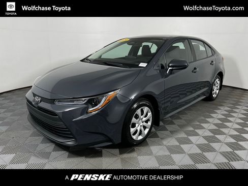 Used 2026 Toyota Corolla LE FWD image 1