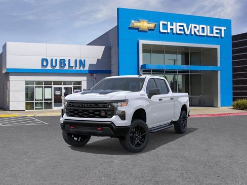 New 2026 Chevrolet Silverado 1500 Custom Trail Boss w/ LPO, Dark Essentials Package image 9