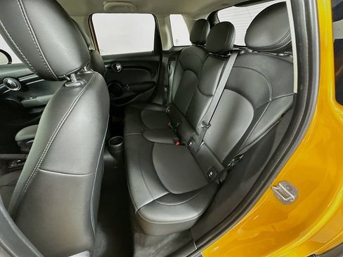 Used 2018 MINI Cooper 4-Door Hardtop FWD image 23