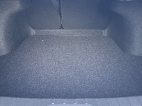 New 2026 Nissan Sentra SR w/ SR Premium Package FWD image 8