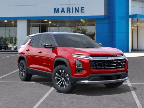 New 2026 Chevrolet Equinox LT w/ Safety and Technology Package image 7